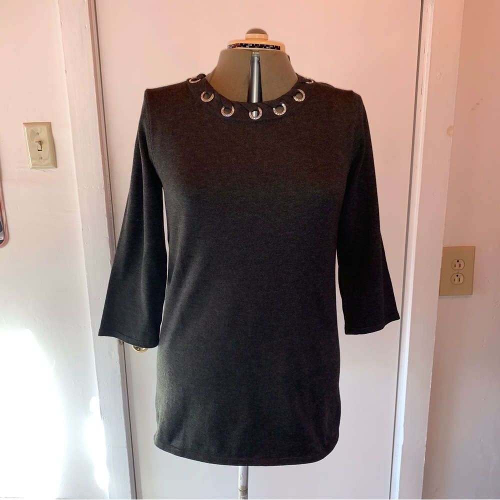 Detailed Neckline Tunic
